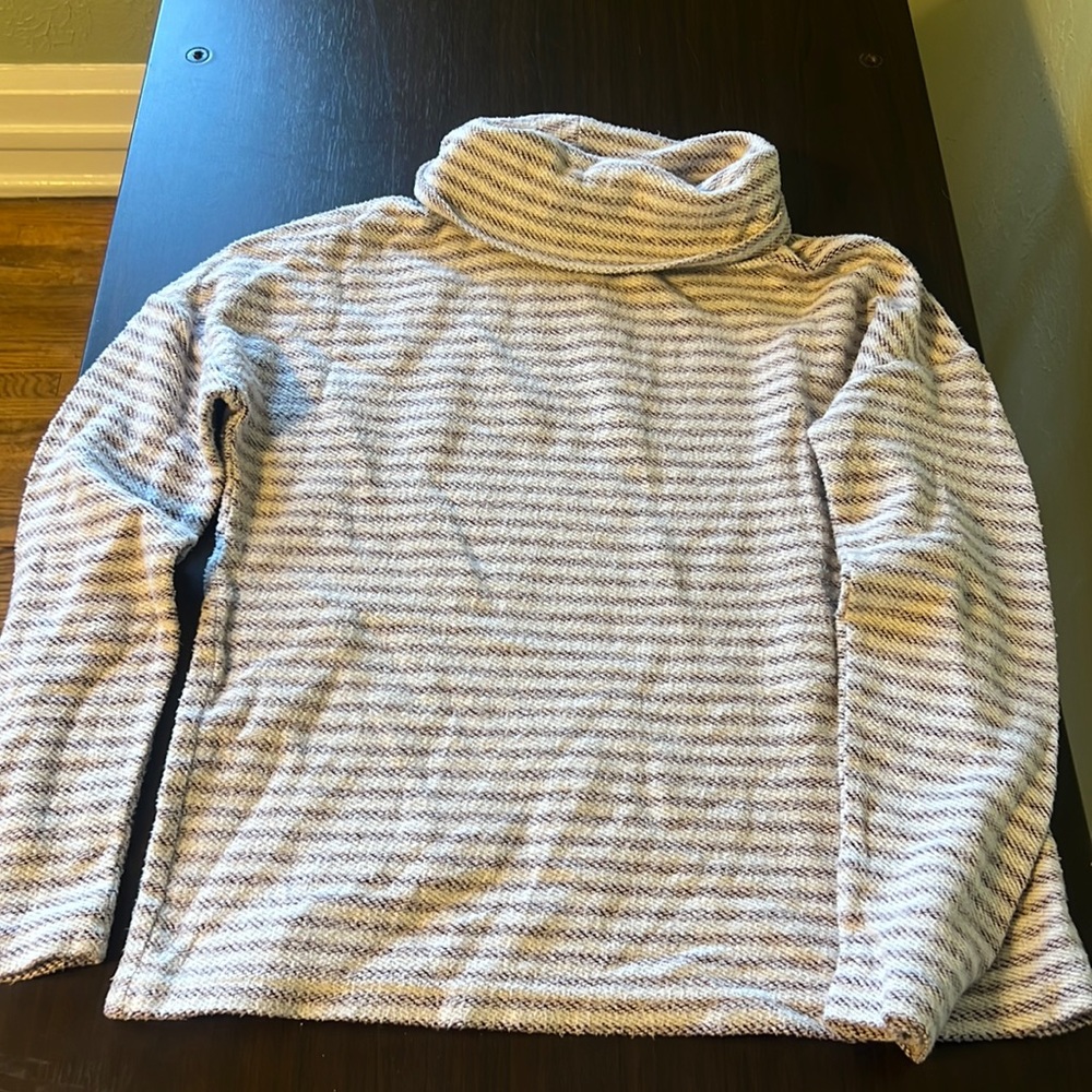Target sweater size small